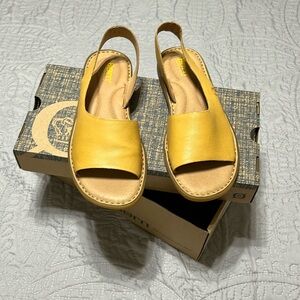 Brand new in box yellow leather Born Sandles